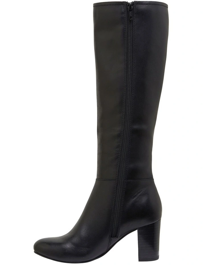 Gwen Boots in Black Leather