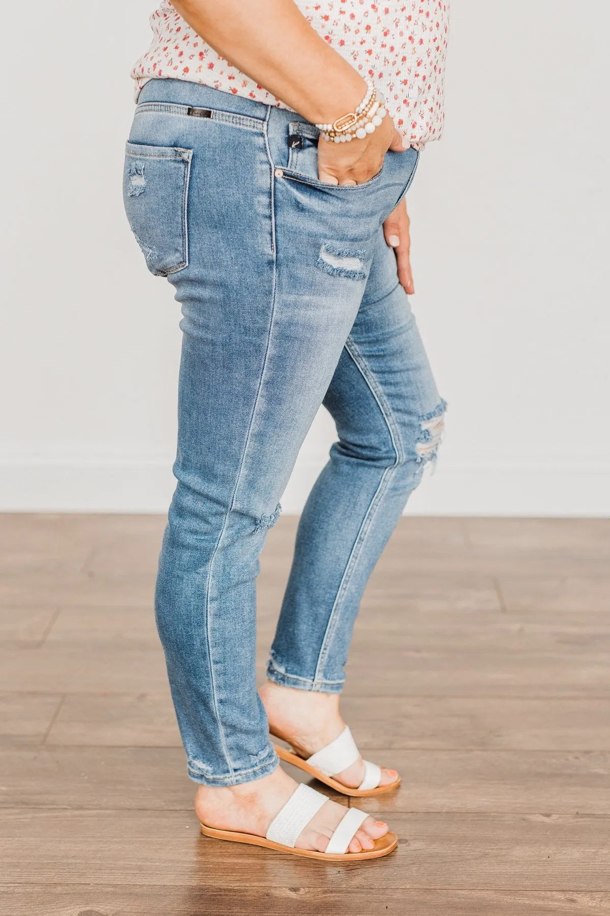 KanCan Curvy Skinny Jeans- Hillary Wash