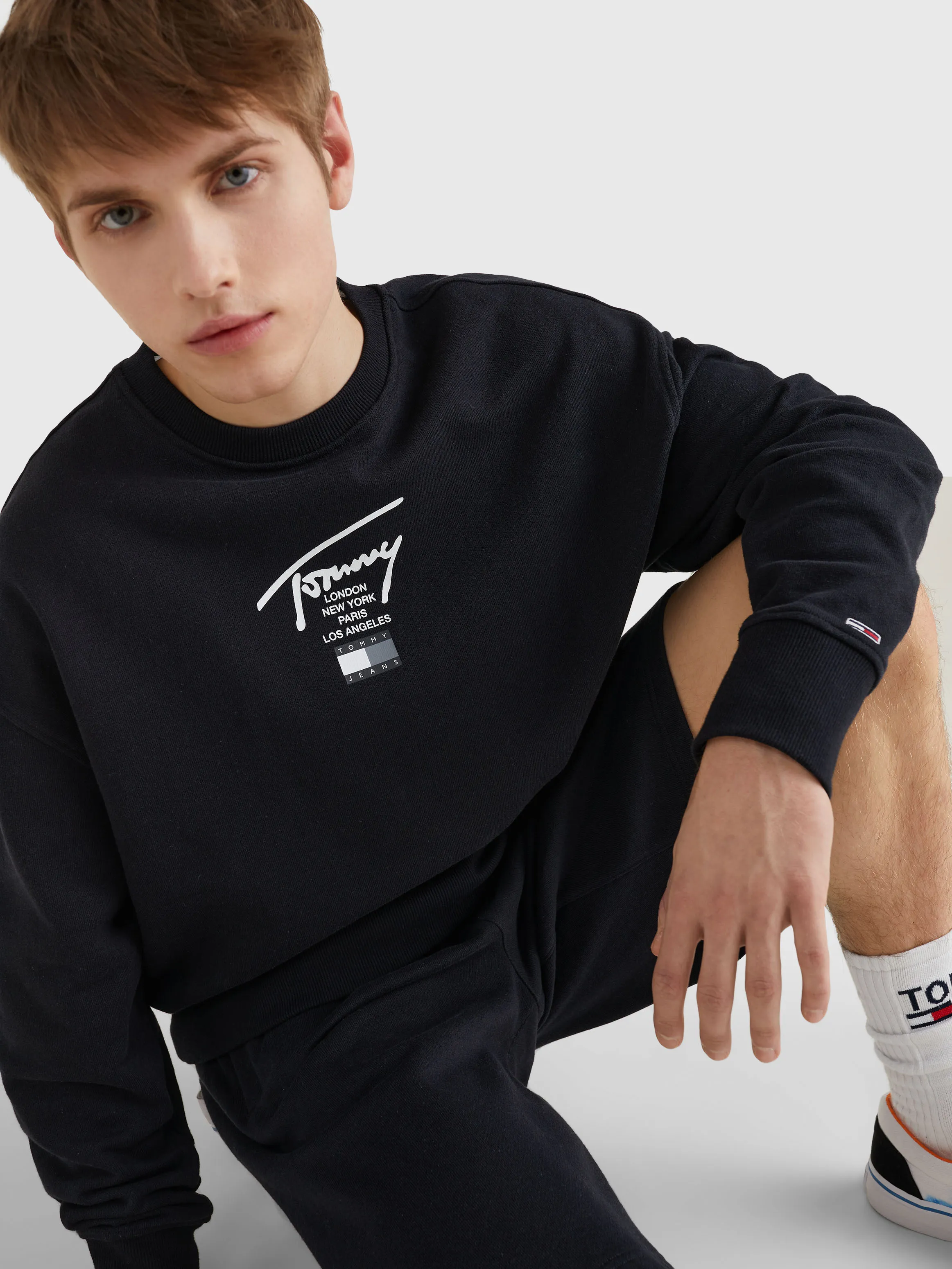 Logo Sweatshirt | Sweatshirts & Hoodies | Tommy Hilfiger