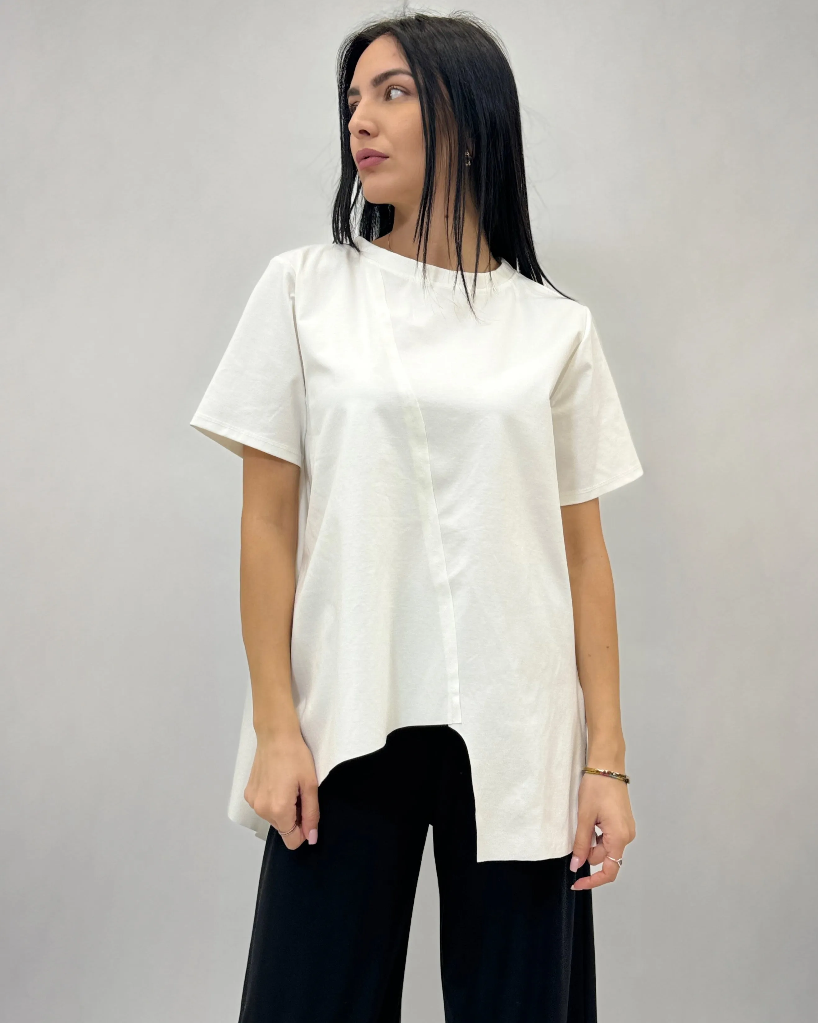 Maglia comoda con spacco