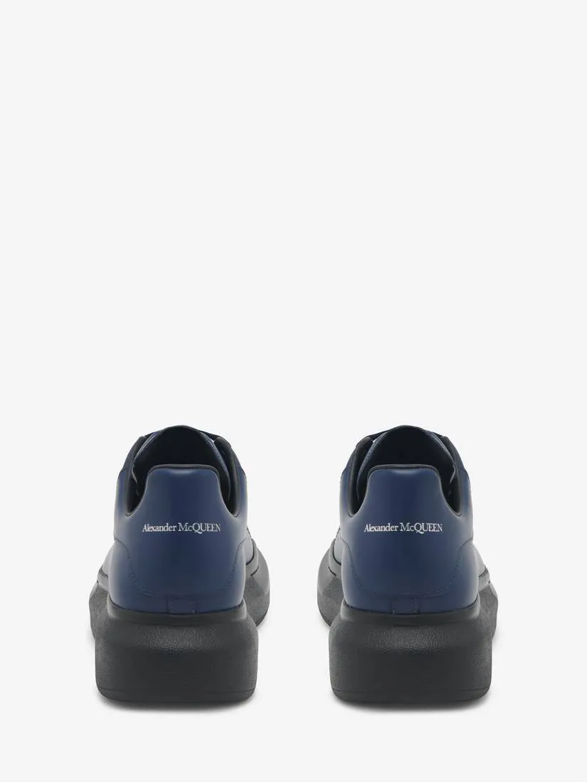 Men's Oversized Sneaker in Navy