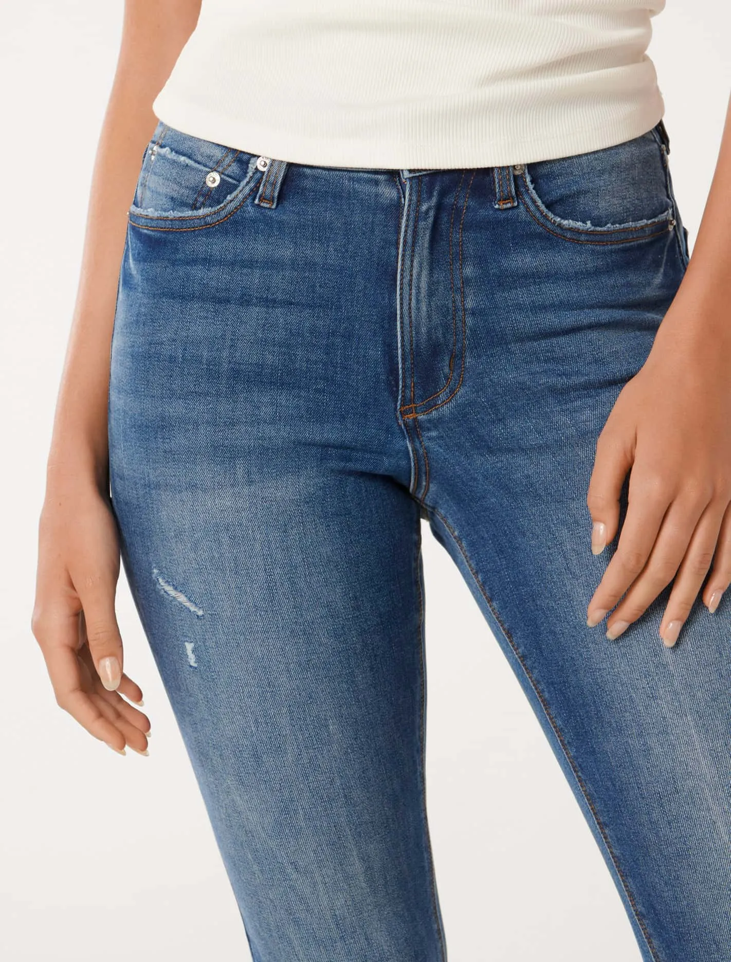 Nala Mid-Rise Skinny Jeans