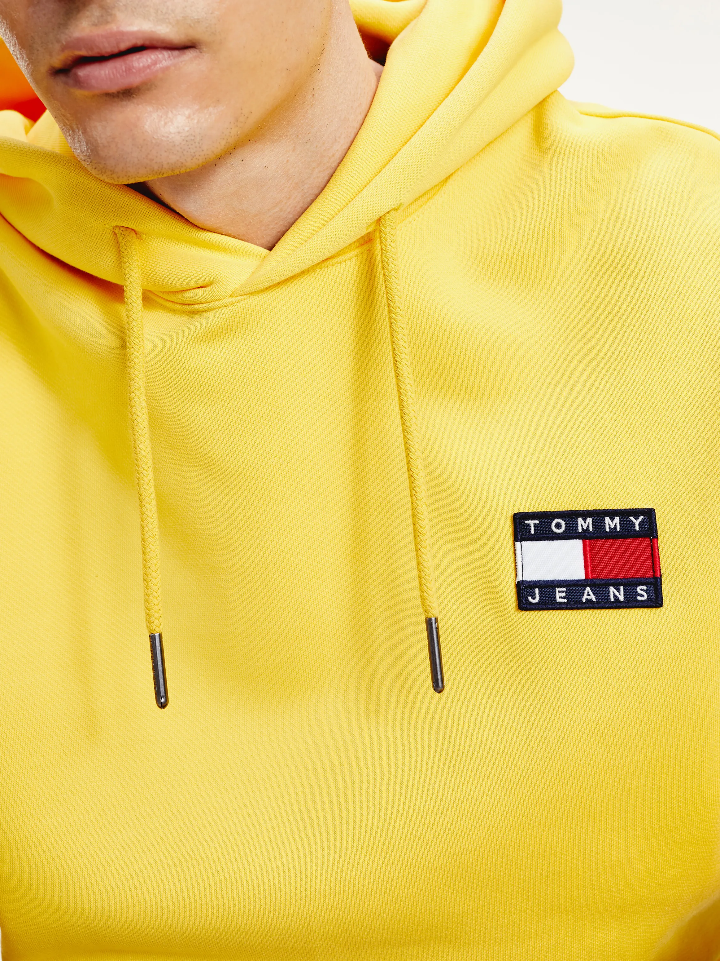 Tommy Badge Hoodie | Sweatshirts & Hoodies | Tommy Hilfiger