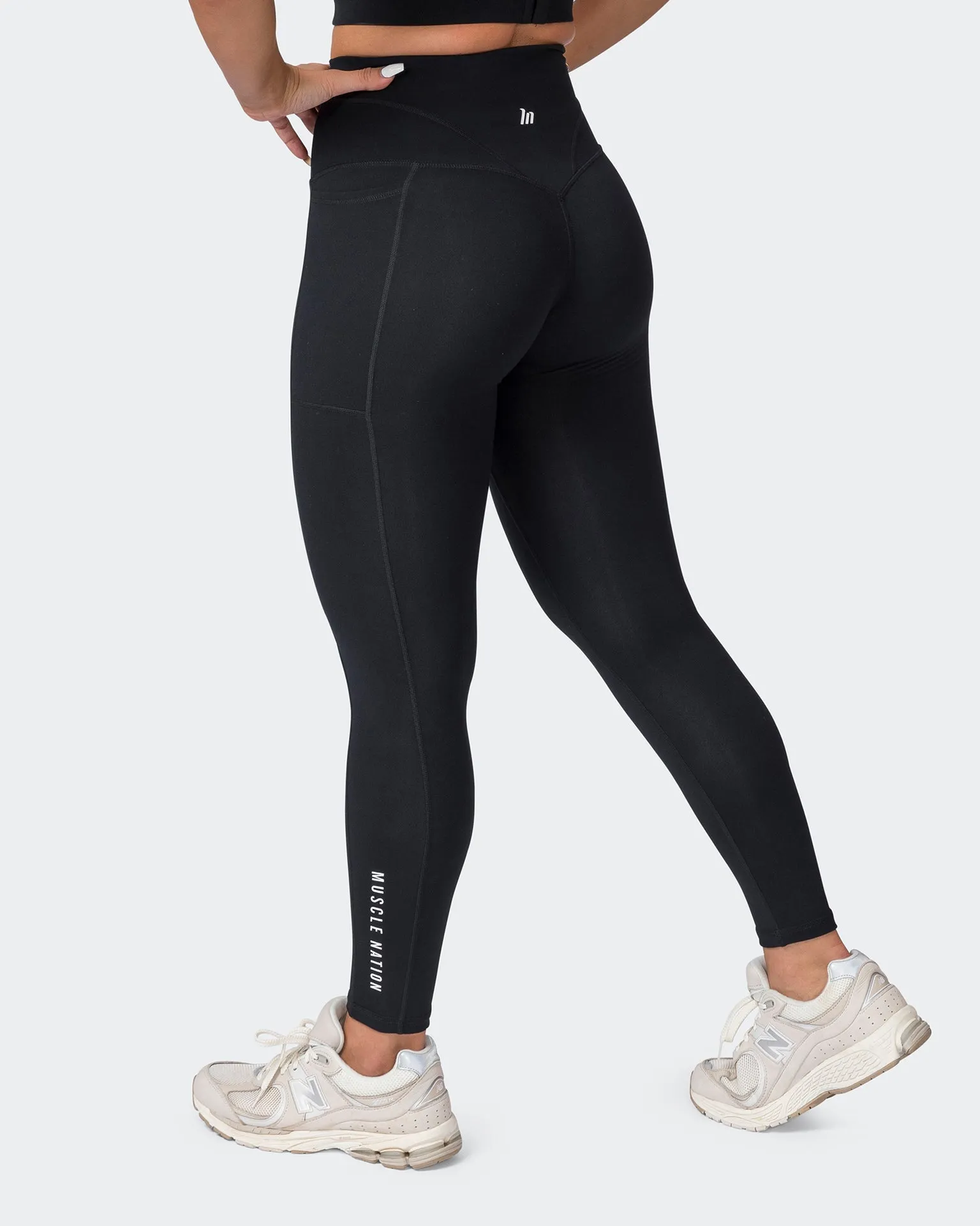 Unrivalled Everyday Ankle Length Leggings - Black