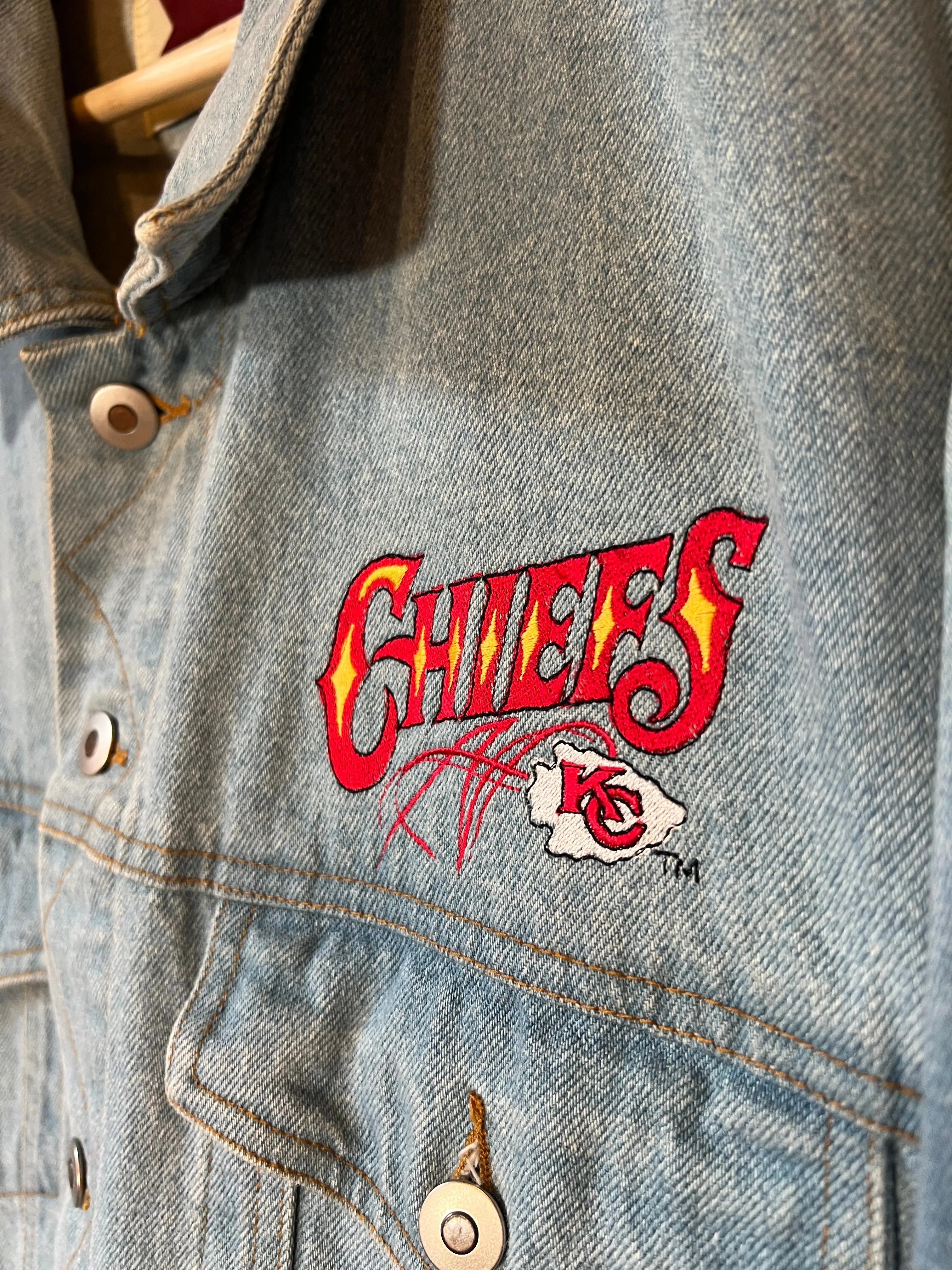 VINTAGE CHIEFS JACKET